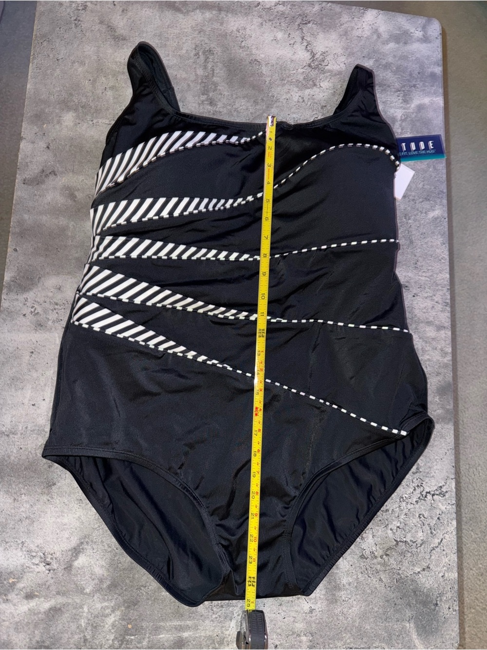 Longitude women’s size 24 new with tags not attached